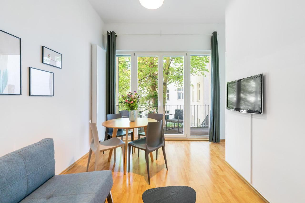 One-Bedroom Apartment Balcony,1249326310:JPEG